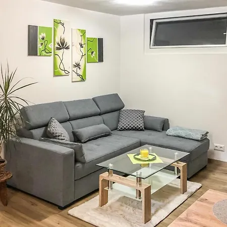 - Waldviertel * Dorfstetten