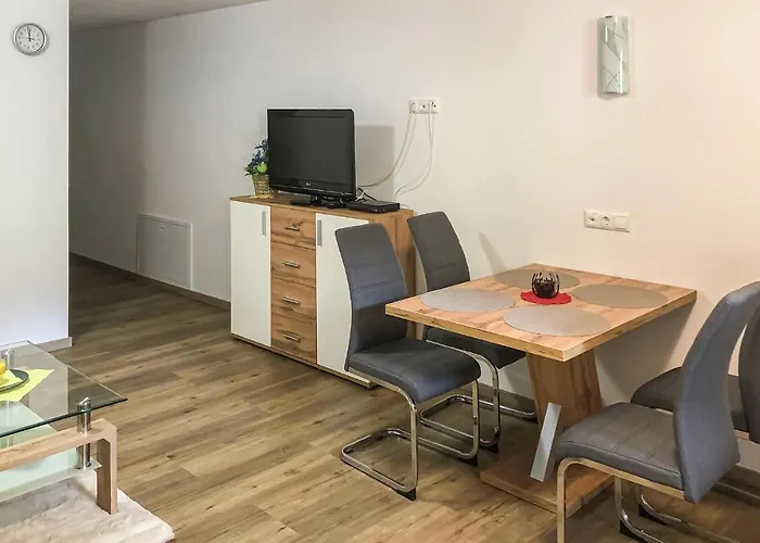 - Waldviertel Dorfstetten